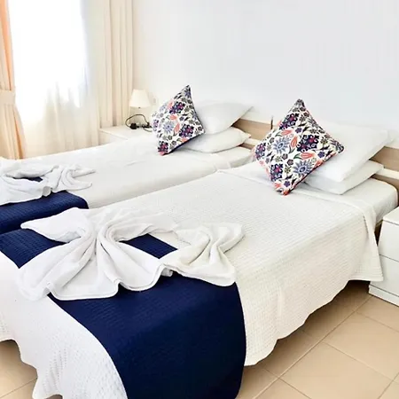 Villa Luxury 3 Bedroom In With Sea Views *